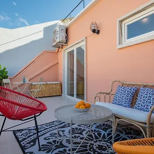 Apartamento Lovelystay - Sunny 1bdr W/terrace, Lisboa